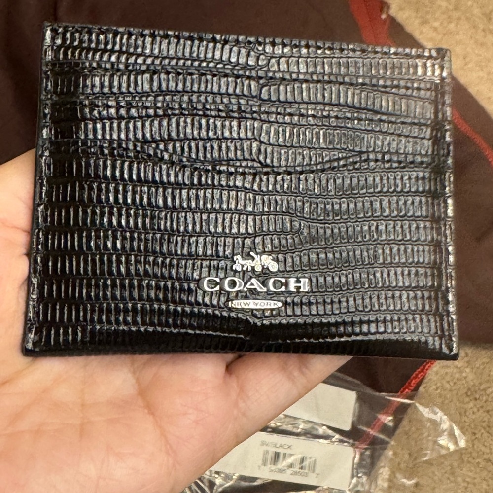 COACH | Black/Silver Textured Leather Wallet
